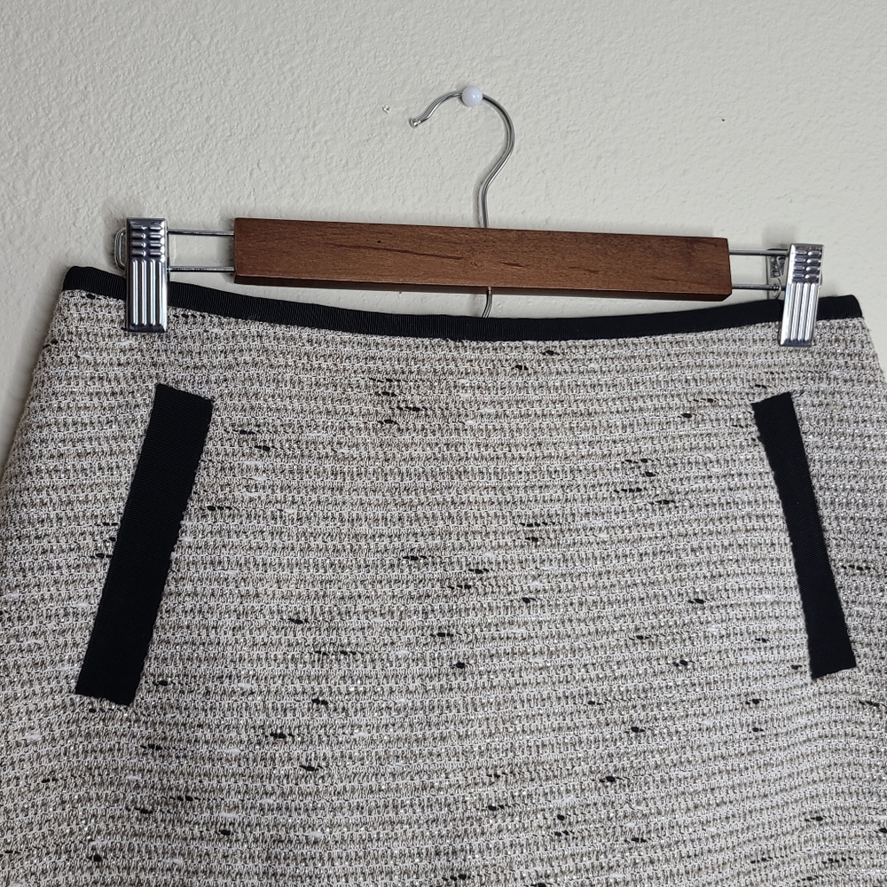 Banana Republic Cream Tweed Skirt - Picture 4 of 5